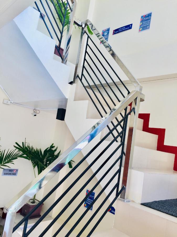 Jprime Apartelle Тугегарао Экстерьер фото
